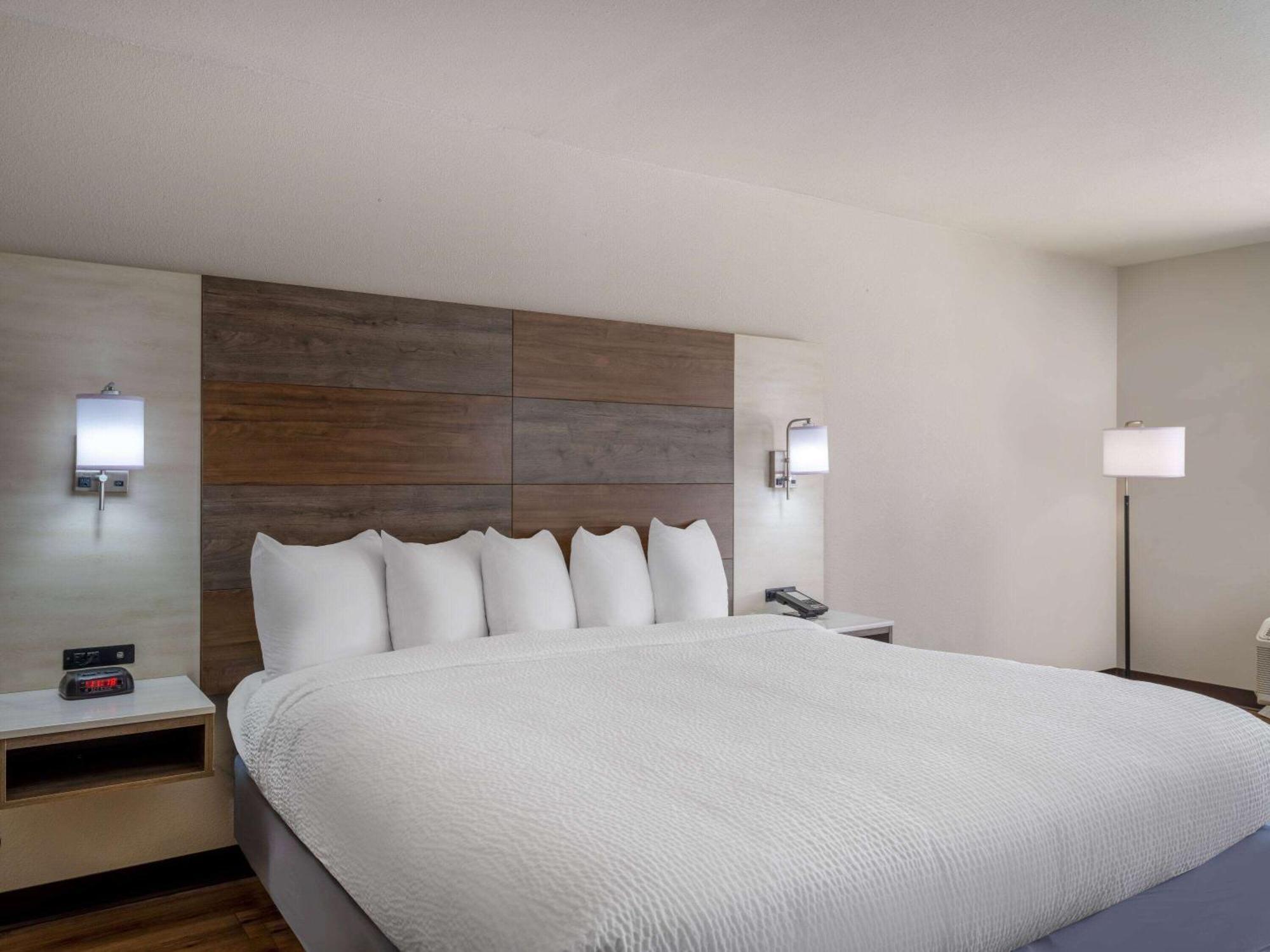 Days Inn By Wyndham Clemson Εξωτερικό φωτογραφία