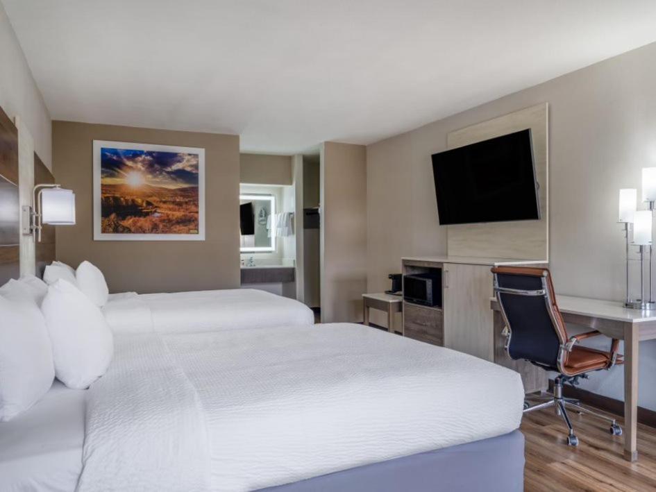 Days Inn By Wyndham Clemson Εξωτερικό φωτογραφία